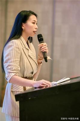 千萬(wàn)級(jí)花卉衍生品的銷售密碼 禮品花卉與花店的“化學(xué)反應(yīng)”